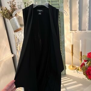 Liz Claiborne Classic Black Sleeveless Vest